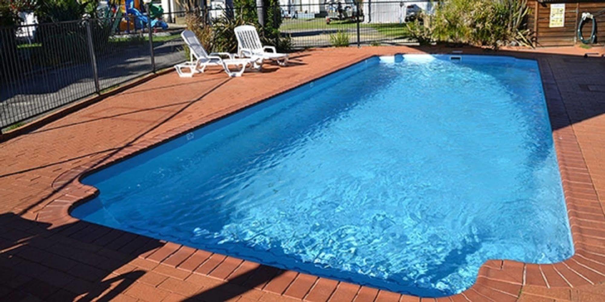 Caseys Beach Holiday Park Sunshine Bay Buitenkant foto